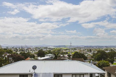 Photo of property in 8 Lyell Court, Clover Park, Auckland, 2019