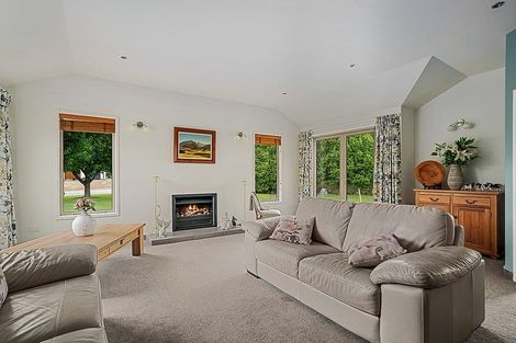 Photo of property in 21 Pisa Moorings Road, Mount Pisa, Cromwell, 9383