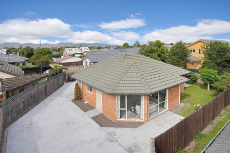 Photo of property in 20 Sutton Place, Dallington, Christchurch, 8061