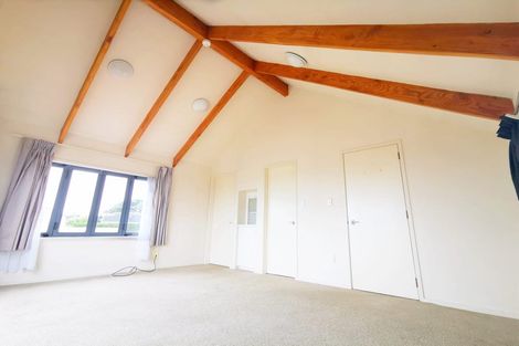 Photo of property in 8a Seaside Avenue, Waterview, Auckland, 1026