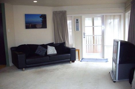 Photo of property in 295 Don Buck Road, Massey, Auckland, 0614