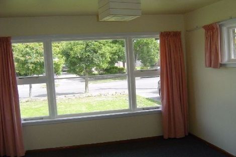 Photo of property in 12 Haslett Place, Upper Riccarton, Christchurch, 8041