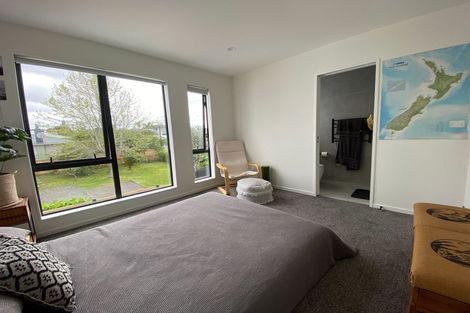 Photo of property in 2/103 Flanshaw Road, Te Atatu South, Auckland, 0610