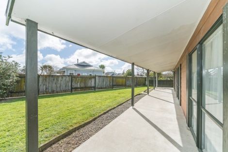 Photo of property in 27 Charles Cross Street, Longburn, Palmerston North, 4412