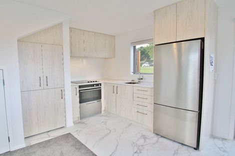 Photo of property in 10/42 Kaikoura Street, Henderson, Auckland, 0612