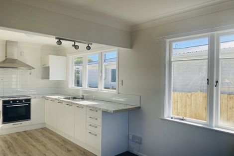 Photo of property in 79 Dale Crescent, Pakuranga, Auckland, 2010