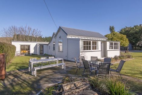 Photo of property in 3139 Coaltrack Road, Coalgate, 7673