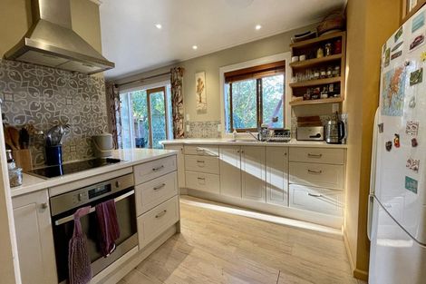 Photo of property in 73 Glen Road, Raumati South, Paraparaumu, 5032