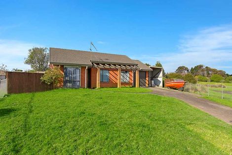 Photo of property in 34 Horlicks Place, Randwick Park, Auckland, 2105