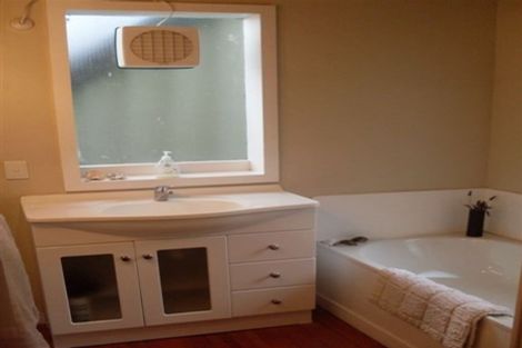 Photo of property in 206 Riverlaw Terrace, Saint Martins, Christchurch, 8022