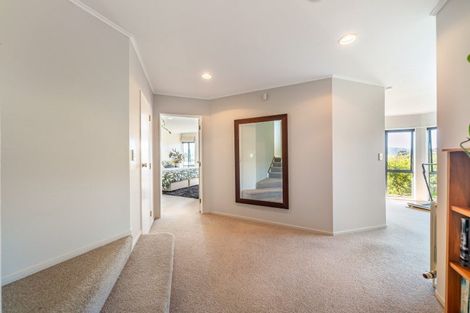 Photo of property in 12 The Anchorage, Whitby, Porirua, 5024