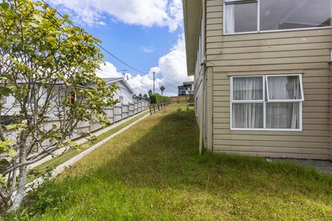 Photo of property in 3 Huka Road, Birkenhead, Auckland, 0626