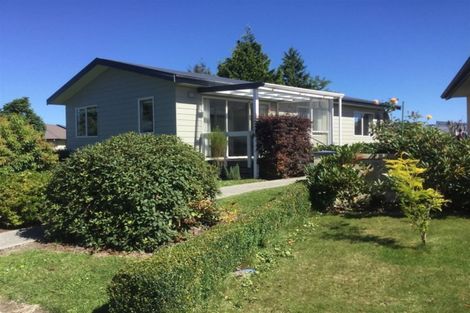 Photo of property in 9 Crossleigh Crescent, Balclutha, 9230