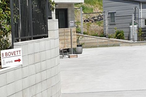 Photo of property in 8 Bovett Place, Wanaka, 9305