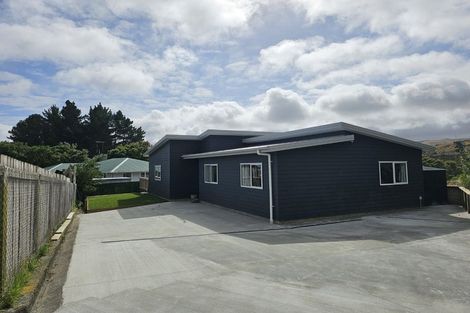 Photo of property in 7a Suffolk Place, Cannons Creek, Porirua, 5024