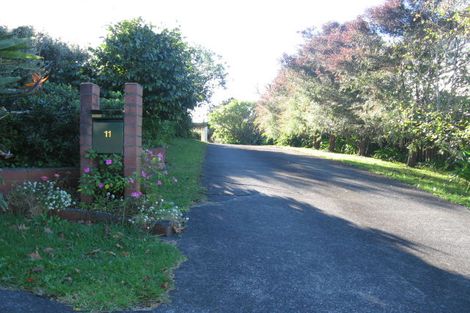 Photo of property in 11 Willow Way, Sunnyhills, Auckland, 2010