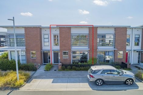 Photo of property in 4 Kittyhawk Lane, Hobsonville, Auckland, 0616