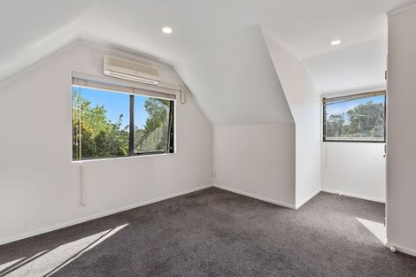 Photo of property in 1/1018 East Coast Road, Fairview Heights, Auckland, 0630