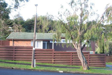 Photo of property in 51 Scenic Drive, Hillpark, Auckland, 2102