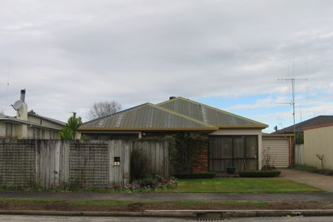 Photo of property in 2 Alanbrooke Place, Beerescourt, Hamilton, 3200