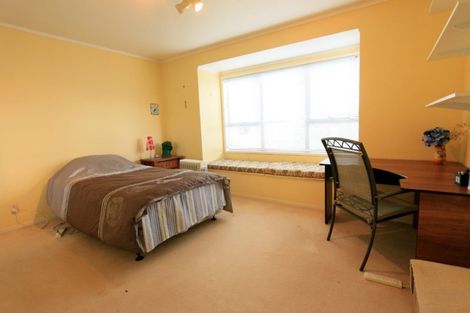 Photo of property in 20 Wycherley Drive, Bucklands Beach, Auckland, 2014