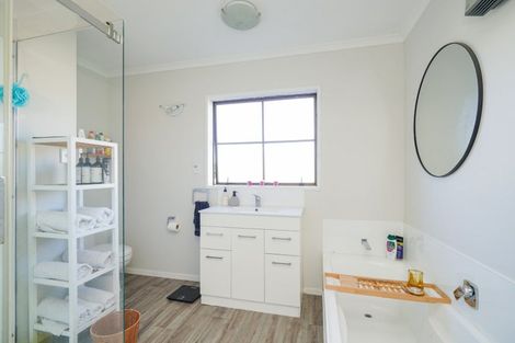 Photo of property in 48 Metzger Street, Georgetown, Invercargill, 9812