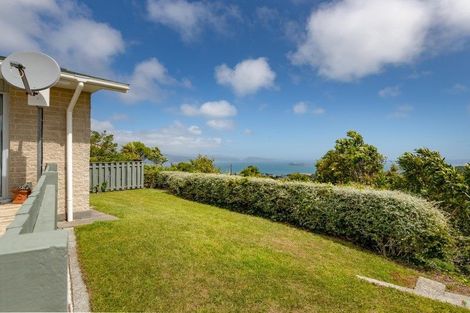 Photo of property in 5 Peach Tree Grove, Maungaraki, Lower Hutt, 5010