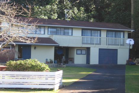 Photo of property in 4 Arthur Place, Opaheke, Papakura, 2113