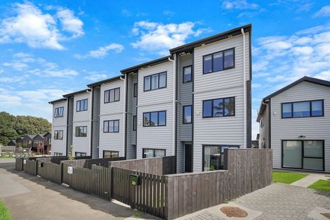 Photo of property in 2d Taratoa Street, Point England, Auckland, 1072