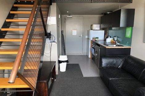 Photo of property in Urbane Apartments, 29/29 Webb Street, Mount Cook, Wellington, 6011
