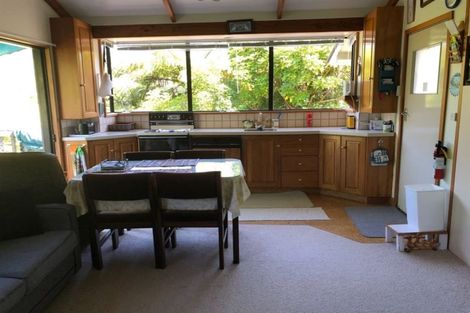 Photo of property in 33 Rata Street, Duncan Bay, Tennyson Inlet, 7195