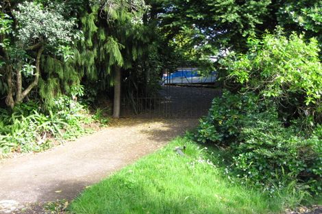 Photo of property in 643 Huia Road, Parau, Auckland, 0604