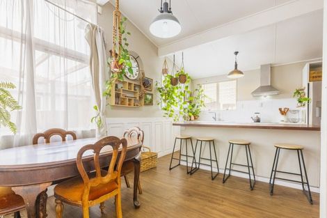 Photo of property in 128 Mount Herbert Road, Waipukurau, 4200