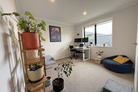 Photo of property in 51 Hills View Drive, Papamoa, 3118