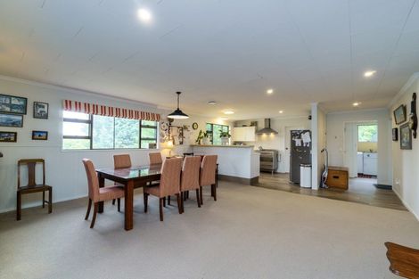 Photo of property in 533 Saint Bathans Loop Road, Cambrians, Omakau, 9377