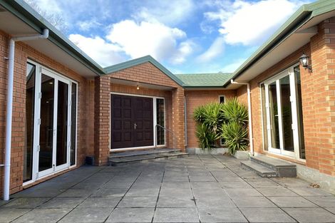 Photo of property in 41 Manor Place, Bryndwr, Christchurch, 8053