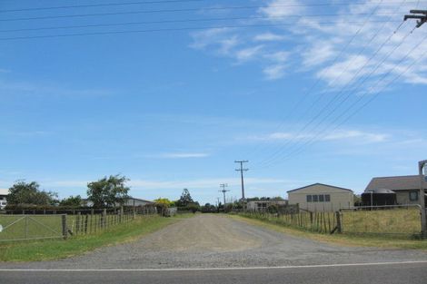 Photo of property in 187e Clarks Beach Road, Clarks Beach, Pukekohe, 2679