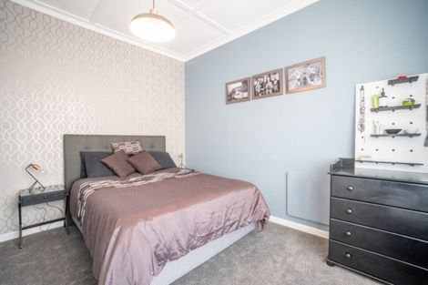 Photo of property in 46 Kingswood Street, Takaro, Palmerston North, 4412