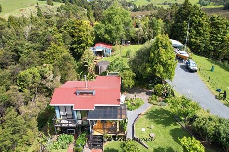 Photo of property in 43 Pahi Road, Paparoa, 0571