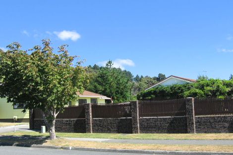 Photo of property in 2 Topaz Street, Birchville, Upper Hutt, 5018