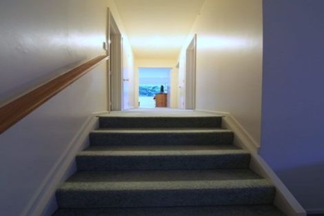 Photo of property in 2/51 Archers Road, Hillcrest, Auckland, 0629