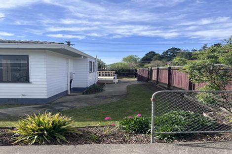 Photo of property in 12 Kennedy Grove, Stokes Valley, Lower Hutt, 5019