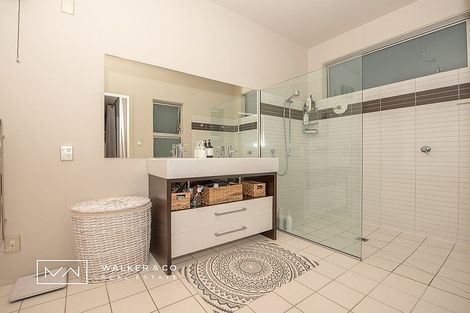 Photo of property in 17a Riverstone Drive, Riverstone Terraces, Upper Hutt, 5018