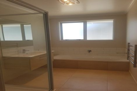 Photo of property in 1 Traverse Lane, Omokoroa, 3114