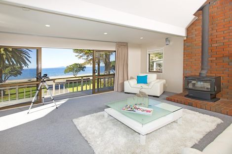 Photo of property in 33 Arkles Strand, Arkles Bay, Whangaparaoa, 0932