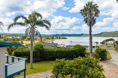 Photo of property in 101 Bruce Wallace Place, Whangamata, 3620