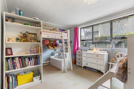 Photo of property in 1/48 Cruickshank Road, Clouston Park, Upper Hutt, 5018