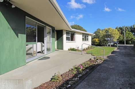 Photo of property in 78 Victoria Street, Carterton, 5713