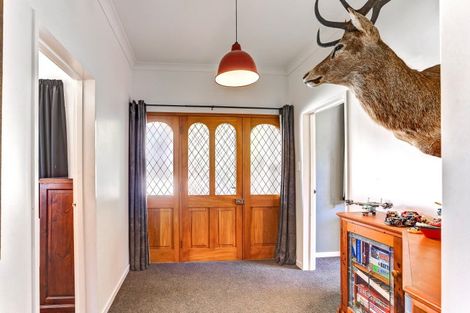 Photo of property in 6 Parkes Avenue, Saint Johns Hill, Whanganui, 4501