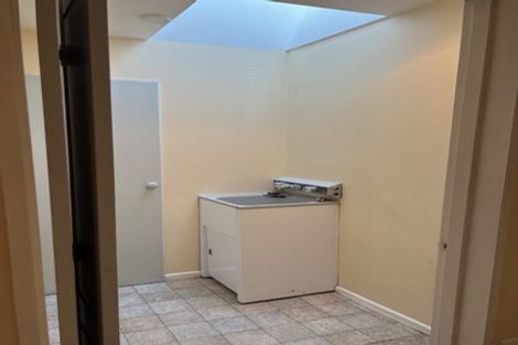 Photo of property in 132b Warren Crescent, Hillmorton, Christchurch, 8025